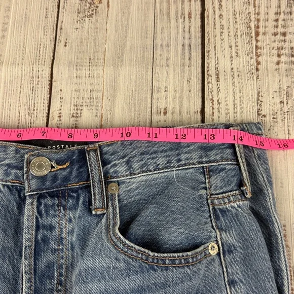 Aeropostale Destroyed button fly blue jeans Size 6 - Picture 3 of 12